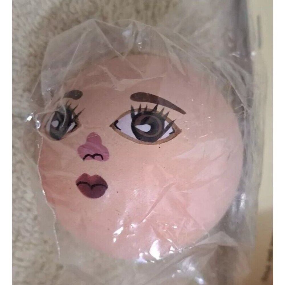 NWT, Lot Of 3,Pre Painted Resin doll heads 2" Wangs Int. BQ565F Doll Making Part - Picture 2 of 3